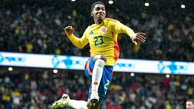 Galatasaray, İspanya'dan 22'lik yıldız transferi için devreye girdi!