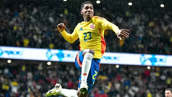 Galatasaray, İspanya'dan 22'lik yıldız transferi için devreye girdi!