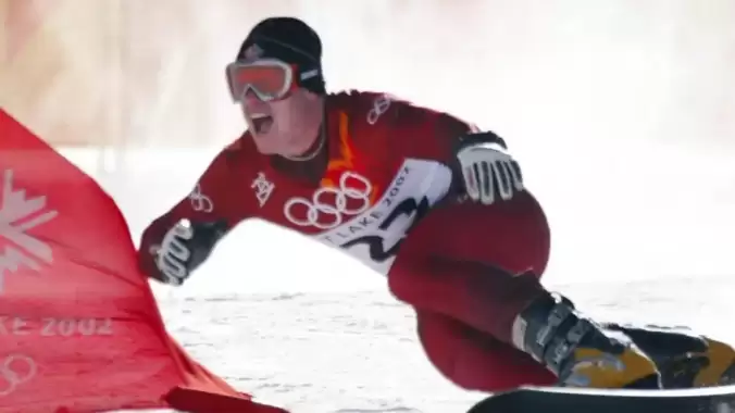 Pistlerden FBI listesine: En çok arananlar listesindeki snowboardcu yakayı ele verdi