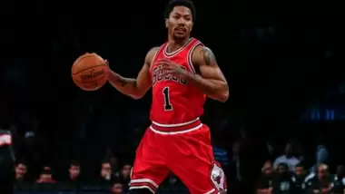 NBA tarihinin en genç MVP'sinin forması emekli edildi