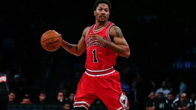 NBA tarihinin en genç MVP'sinin forması emekli edildi