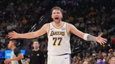 Luka Doncic, Lakers'ı eski takımı karşısında galibiyete taşıdı