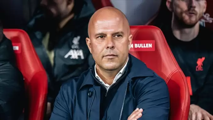 Liverpool'da Slot sabrı tükendi! Yönetim yeni hocayla temasa geçti