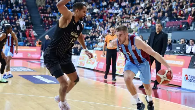 Trabzonspor'un son kurbanı Erokspor oldu: Üst üste 8. galibiyet!