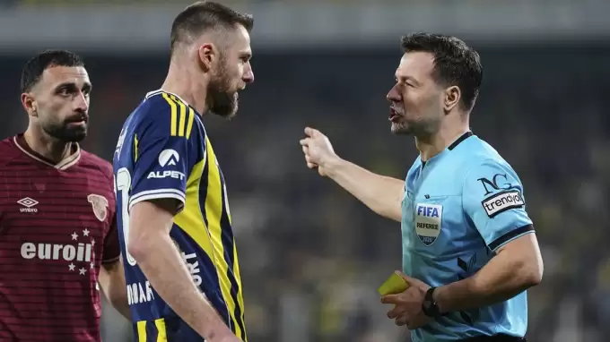 Trio, F.Bahçe maçına damga vuran pozisyona son noktayı koydu: "Çok yanlış ve hayati bir karar" 