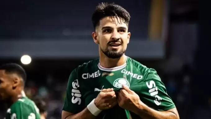 Brezilya basını duyurdu: İşte Fenerbahçe'nin görüştüğü futbolcu