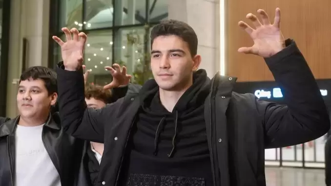 Yasin Özcan, Beşiktaş için İstanbul'a geldi