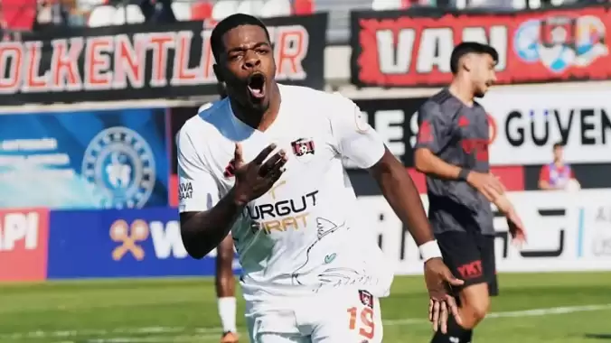 Vanspor FK'da Ivan Cedric müjdesi!