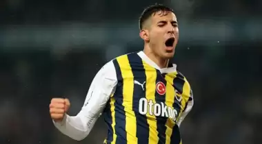Mert Müldür, Fenerbahçe formasıyla "100. maçına" çıkacak