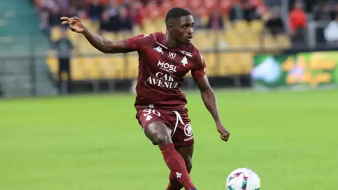 Kayserispor'a Fildişi Sahili sağ bek: Anlaşma sağlandı!