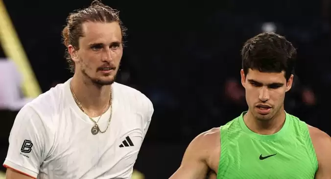 Avustralya Açık'ta ilk finalist belli oldu! Tarihin en uzun yarı final maçı...