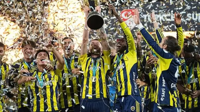 Hollanda basınından flaş iddia! Ajax, Fenerbahçe'nin yıldızını istiyor