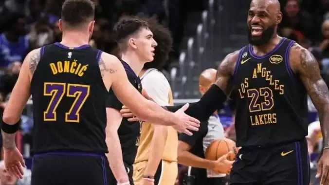 Triple double yetmedi, fark açıldı! Lakers rakibini ezdi geçti - NBA Sonuçları