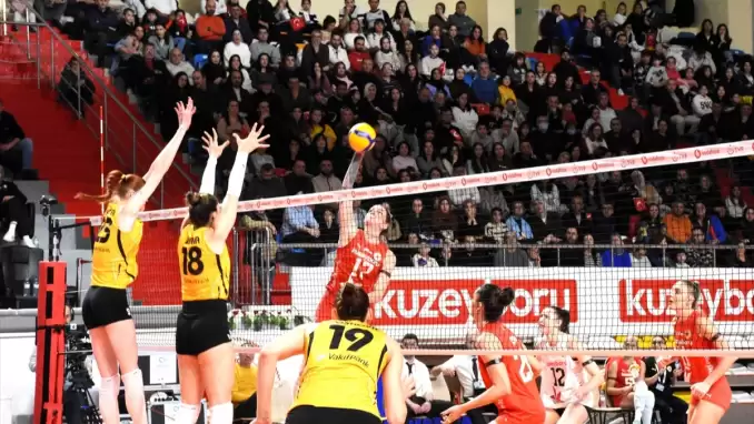VakıfBank, Kuzeyboru'ya set vermedi