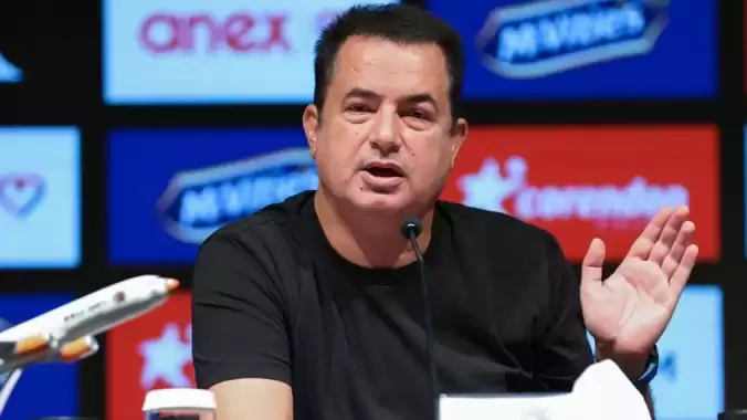 Premier Lig'e koşan Acun Ilıcalı'nın Hull City'si Manchester United'dan transfer yaptı