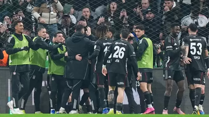 Konyaspor galibiyetinin ardından yıldız futbolcu için flaş sözler: "Çok abartılıyor"