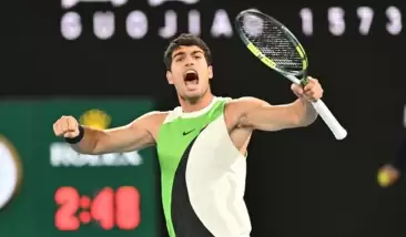 Djokovic'i deviren Alcaraz, Avustralya Açık'ta şampiyon oldu! 87 yıllık rekoru tarihe gömdü
