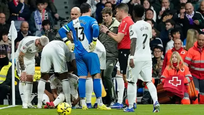 Real Madrid'de sakatlık şoku! Gözyaşlarıyla oyundan çıktı