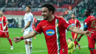 Amed evinde Demirspor'u 7 farklı geçti