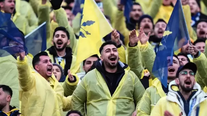 Koltuklara bırakıldı! Fenerbahçe'den taraftarına maçında bir jest daha