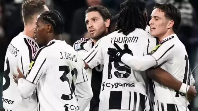 Galatasaray'ın rakibi Juventus'ta iki ayrılık birden