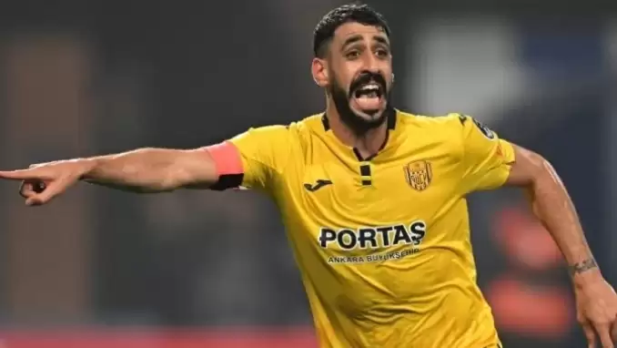 Tolga Ciğerci'den flaş imza! 3. Lig'e transfer oldu