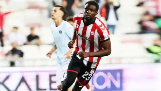 Sivasspor, Kimpioka'yı Tondela'ya kiraladı