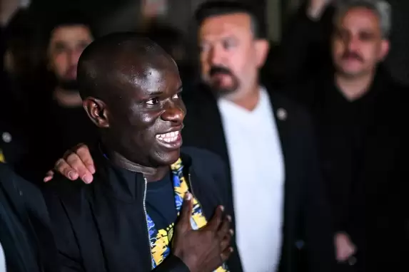 SON DAKİKA | N’Golo Kante, İstanbul’da!