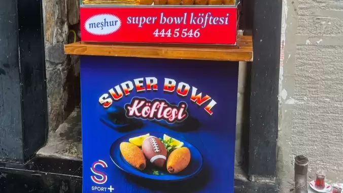 Dünyanın fenomen finali, köfteye ilham verdi: Super Bowl köftesi İstanbul sokaklarında