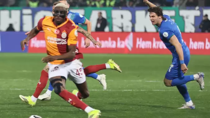 Victor Osimhen, bu sezonki gol sayısını 15'e çıkardı