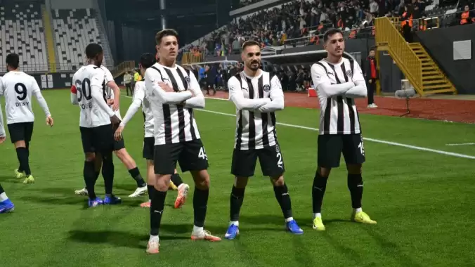 Manisa FK'da galibiyet sonrası sürpriz istifa!