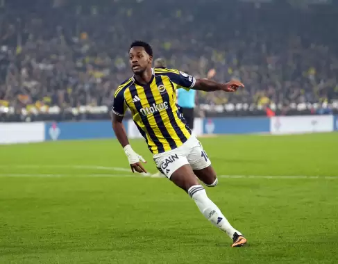 Jhon Duran, Fenerbahçe'de 6 ay kaldı
