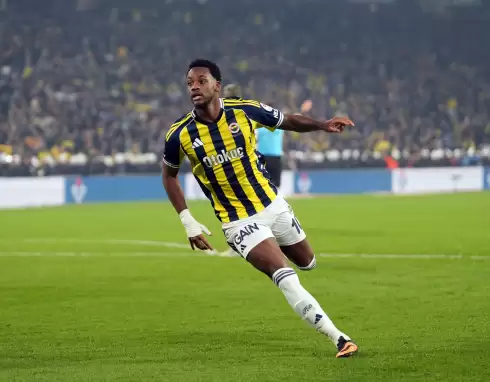 Jhon Duran, Fenerbahçe'de 6 ay kaldı