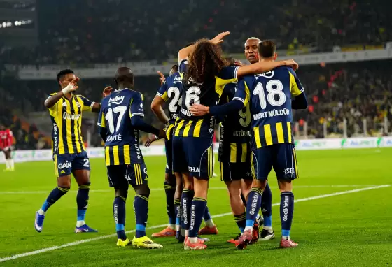 Fenerbahçe'nin namağlup ünvanını 21. haftada da sürdürdü