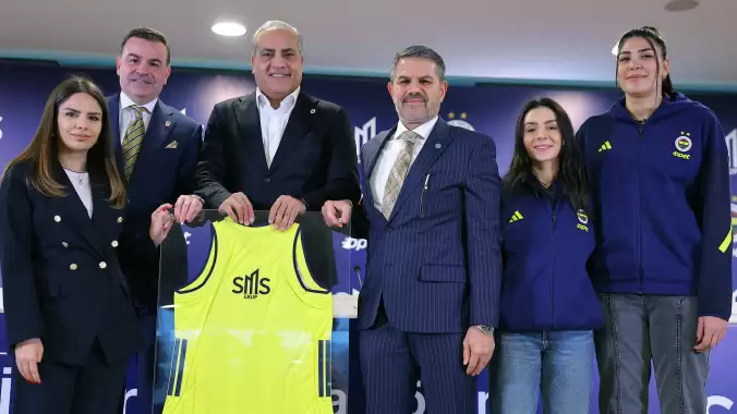 Fenerbahçe Opet ile SMS Grup İnşaat arasında sponsorluk anlaşması imzalandı