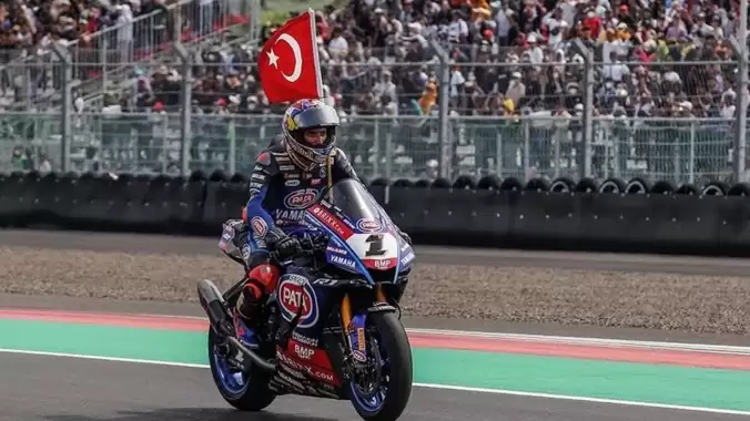 ‘El Turco: Toprak Razgatlıoğlu’ belgeselinin gösterimi gerçekleştirildi