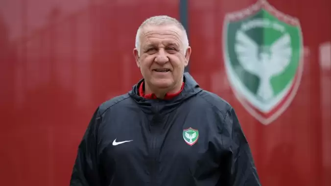 Mesut Bakkal: "Yarım kalan hikayeyi tamamlamaya geldim"