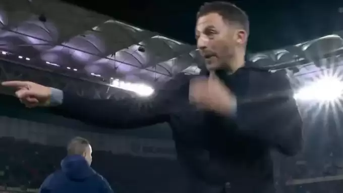 Sinirden küplere bindi! Maç sonuna damga vuran anlar