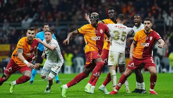 Galatasaray Konya’da coşkuyla karşılandı