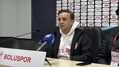 Suat Kaya: "Ufak tefek sorunlarımız var ama bunların arkasına sığınmıyorum"