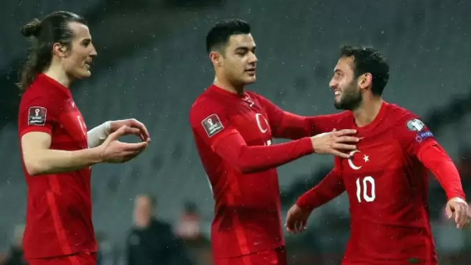 Milan, Roma, Everton ve West Ham sıraya girdi: Milli oyuncu, transfer piyasasını sallıyor!