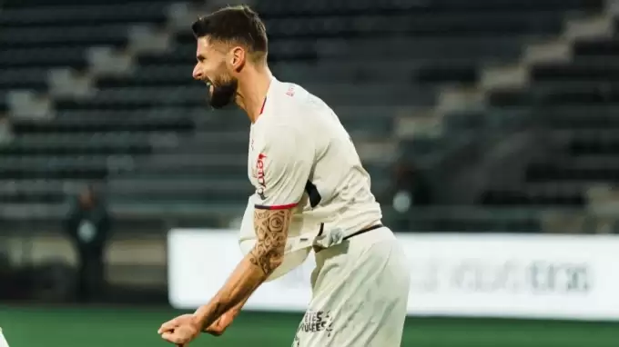 Lille, deplasmanda bir attı, üç aldı