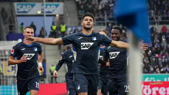 Ozan Kabak Almanya vatandaşı oluyor