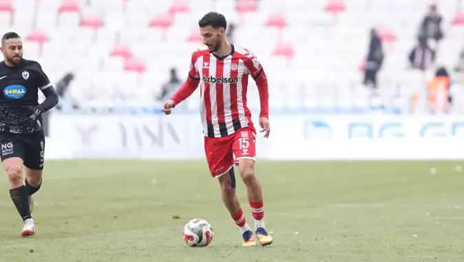 Sivasspor’un genç yıldızı Kamil Fidan hedefi koydu: "Sivasspor’un yeri Süper Lig!"