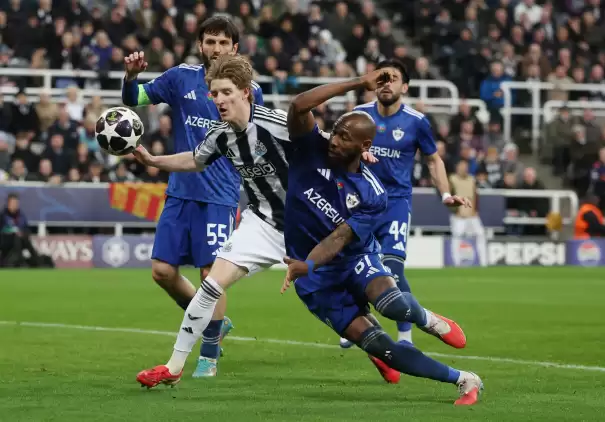 Karabağ mucizeyi gerçekleştiremedi... İngiltere'de gol yağmuru!