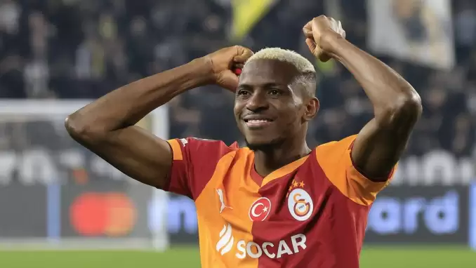 Osimhen, Şampiyonlar Ligi'nde haftanın oyuncusu ödülüne aday gösterildi