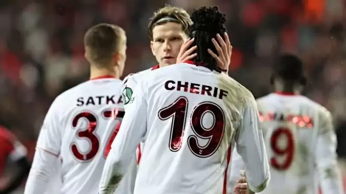 Fuat Çapa: "Son 16'ya kalmak çok sevindirici"