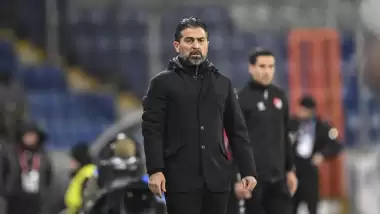 İlhan Palut: "İkinci gole kadar oyuncularım iyi mücadele ettiler"