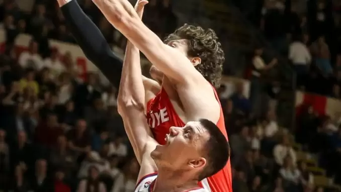 Cedi Osman: "Bu önemli maçtan galibiyetle ayrılmayı bildik"