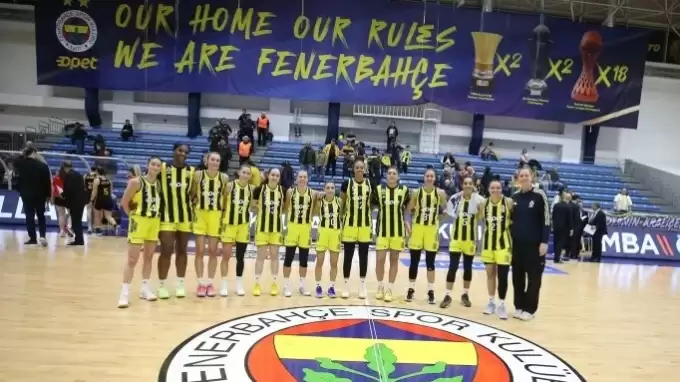 Fenerbahçe Opet namağlup lider tamamladı!